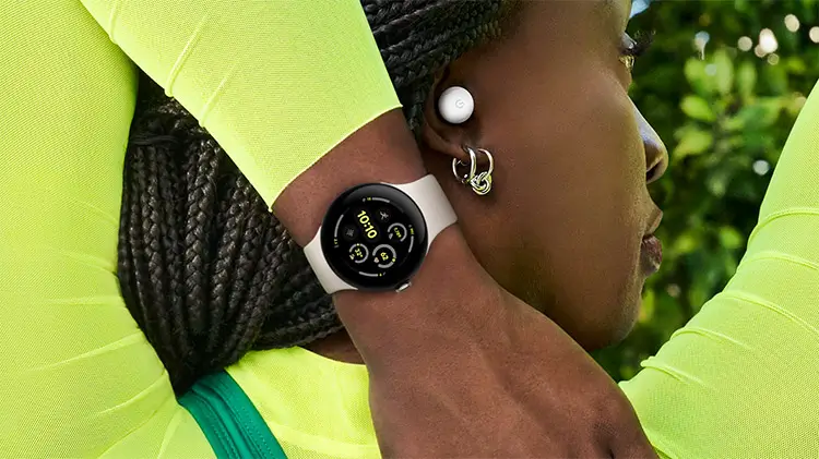 Google Pixel Watch 4 lyfter nivån – större skärm, längre batteritid och snabbare laddning
