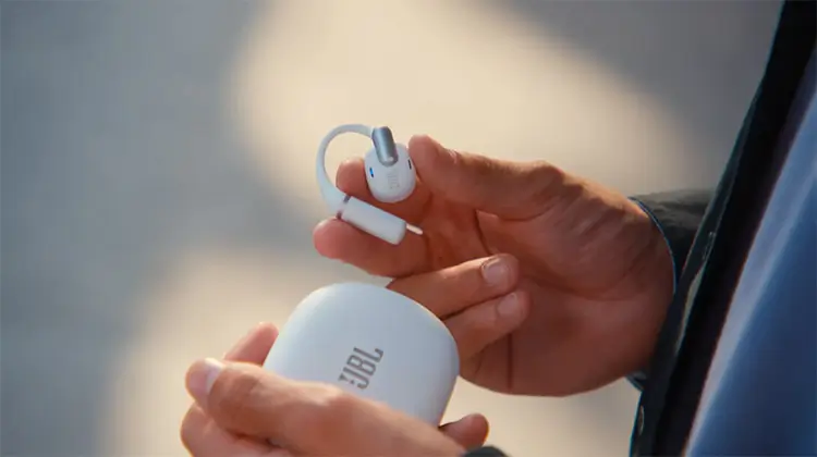 JBL Sense Pro – öppna Hi-Res-hörlurar för musik utan att stänga ute världen