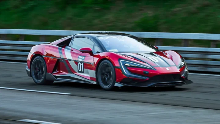 Elbil från BYD imponerar med 472 km/h – ett historiskt rekord