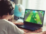 Spel istället för skolarbete – datorernas dubbla roll i klassrummet