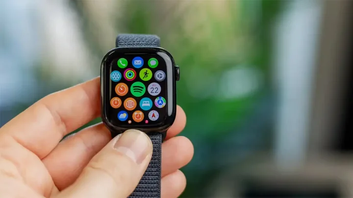 Apple Watch 11 närmar sig – ryktas få ljusare skärm och nya färger