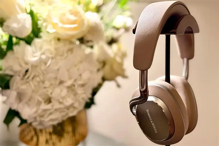 Bowers & Wilkins Px8 S2 – Nytt flaggskepp med överlägset ljud och design