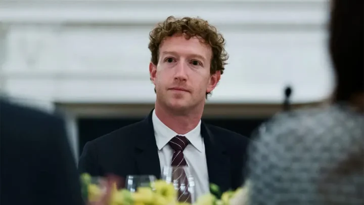 Mark Zuckerberg stämmer Meta (jo, du läste rätt)