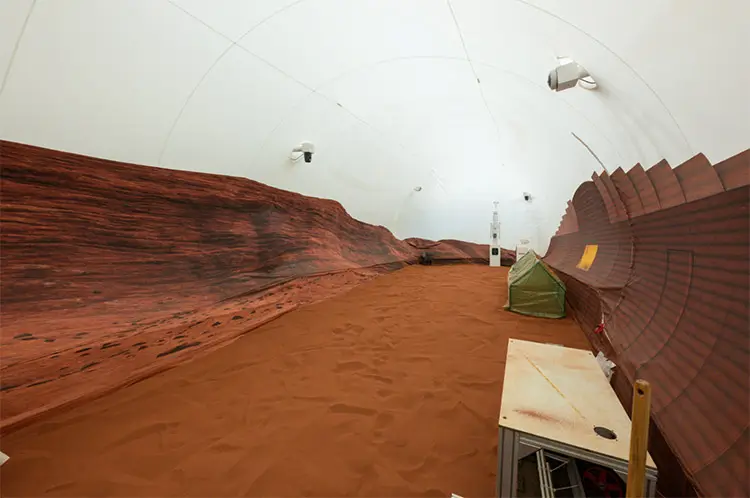 NASA sätter igång en årslång Mars-simulering med ny astronautbesättning