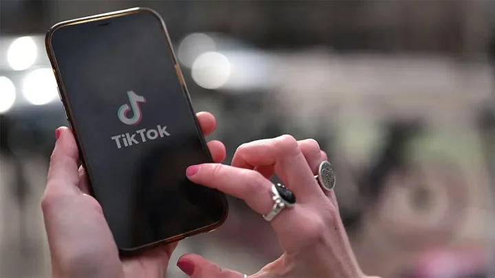 TikTok utökar funktioner – nu kan användare skicka röstmeddelanden och bilder