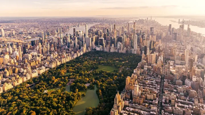 New York stämmer techjättar över ungas psykiska hälsa