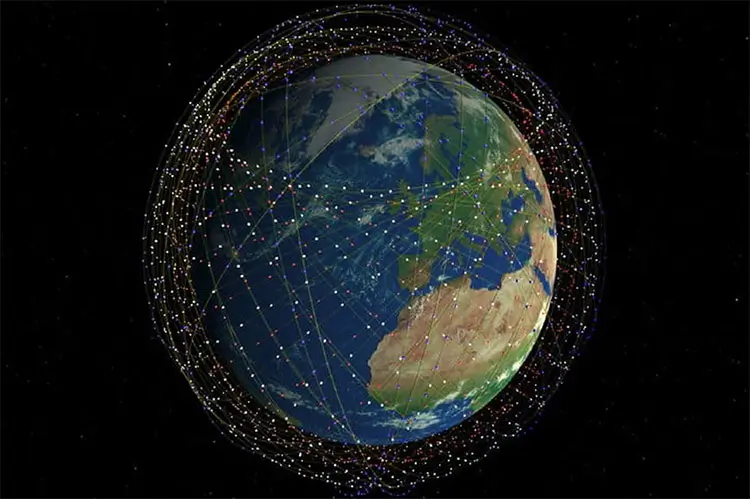 Starlink-satelliter faller tillbaka till jorden – forskare varnar för miljöpåverkan