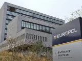 Tonåringar greps för misstänkt spioneri mot Europol